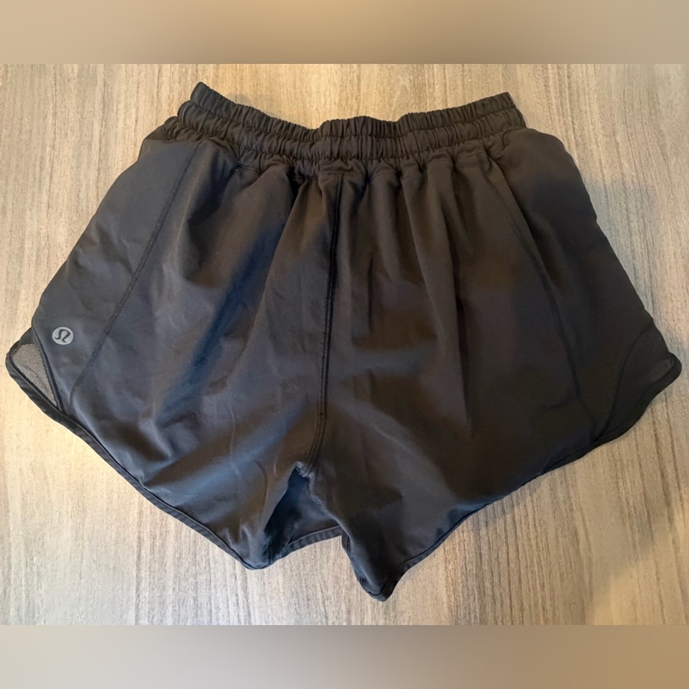 Lululemon Hotty Hot Low Rise 4 “ Lined Short, Size 4 - Picture 2 of 7